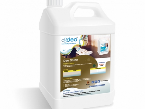 White plastic gallon on a white background.
For use of advertising package products, milk, oil, water.
Vector realistic file.